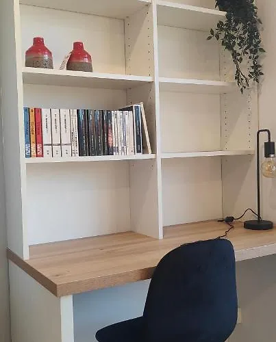 Grand Proche De Paris